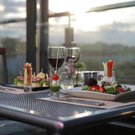 Raziotel Kyiv Yamska Exteriör bild