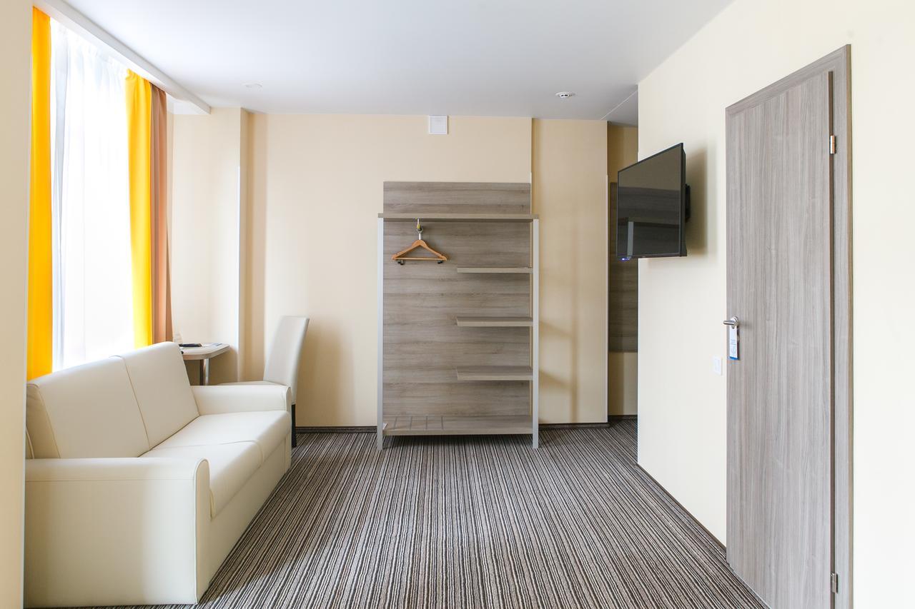 Raziotel Kyiv Yamska Exteriör bild