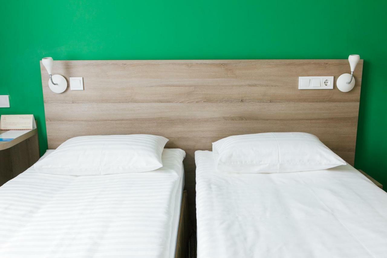 Raziotel Kyiv Yamska Exteriör bild